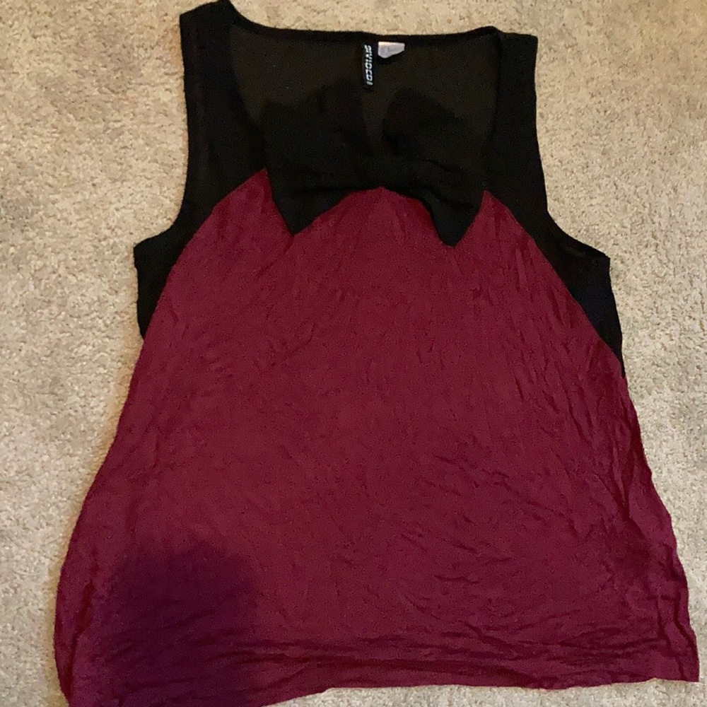 H&M burgundy with black sheer detail tank